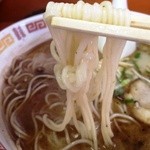 竜保 - ラーメンの麺