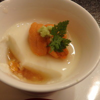 伊勢鮨 - うに　冷製茶碗蒸し　食べかけ画像