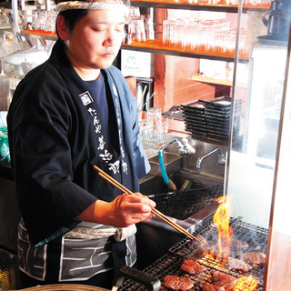 「炭火焼き」にこだわり有