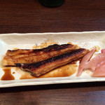 和風ダイニングきらり - 穴子の照り焼き
      身はフワトロで皮がカリッと食感がたまりません。