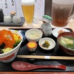 本格炉端焼き人夢叶思ひとむかし - 生中600円＋ばくだん丼ぶり1500円