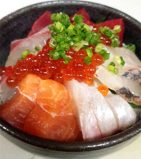 Shunsai Shinsuke - 海鮮丼