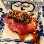 鮨 実紀 - よこわ（生姜、ねぎ、すりごま）甘めの醤油