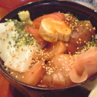 高瀬 - たっぷりの海鮮丼。