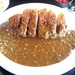 ダイナスティゴルフクラブ - カツカレーのアップ