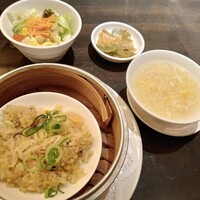 廣東料理 民生 ヒルトンプラザウエスト店 - 