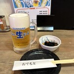 新橋 角打ち屋 - ビールとお通し