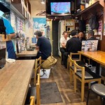 新橋 角打ち屋 - 店内