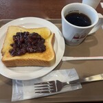 ホリーズカフェ - 料理写真:小倉トーストセット