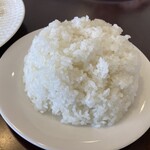 食事館八幡太郎 - 大盛りならぬ【中盛りライス】