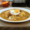 カレーや マドラス