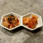 炭火焼肉ホルモンさわいし - キムチ・カクテキ