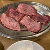 焼肉 八起