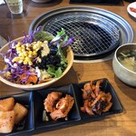 ハヌリ 新宿東口ゴジラ通り店 - 