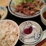 日替り定食（牛タン生姜焼）