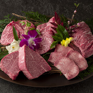 日本で2店舗でしか取り扱っていない樺澤商店の黒毛和牛