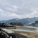 飛騨古川　料亭旅館　八ツ三館 - 旅館のすぐ前の景色