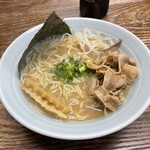 だるま - ラーメン大肉入り