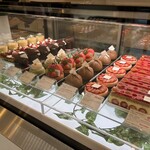 カズノリ イケダ アンディヴィデュエル 南町通店 - 