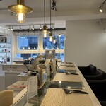 カズノリ イケダ アンディヴィデュエル - カウンターは5席