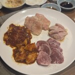 炭火焼肉ホルモンさわいし - 