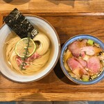 ヨコクラストアハウス - 