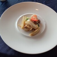 中国レストラン 蘇州 - 烏賊と春野菜のオイスターソース炒め。