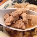 ケンチャンラーメン - 細切れチャーシュー