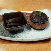 ホルモン焼肉 富や 栄店 - 