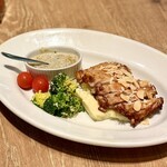 SALVATORE CUOMO & BAR - 