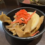 四文屋 - ホルモン漬け