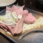 四文屋 - レバ冷製　ハラミ冷製