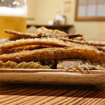 うな新 - 鰻骨から揚げ ¥350