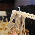 牟岐縄屋 - 歯切れのよい麺