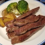 CHILLAX BURGERS&WINE - フランクステーキ