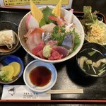 旬菜魚 いなだ - 特上海鮮丼