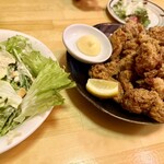 本通 地鶏 居酒屋 作 - 