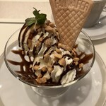 パークサイドダイナー - チョコレートサンデーをチョイス♡