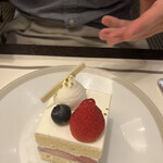 パークサイドダイナー - オーソドックスだけど繊細で安心の苺のショートケーキ