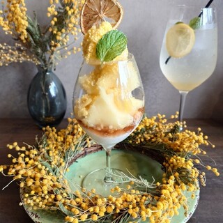 ドライフラワー パフェ＊アカ ドライフラワーカフェ Le Coin（日暮里