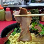 ラーメン 杉田家 - チャーシュー