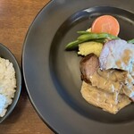 bistro & grill me at park - 