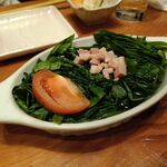 居酒屋たつみ - ほうれんそうサラダ