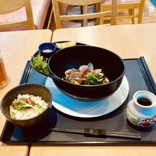 豊浜サービスエリア(上り) レストラン 千登世_0