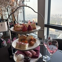 ザ タヴァン グリル＆ラウンジ - 