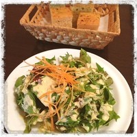 ヴィア トスカネッラ - ランチ
                パン•サラダ
                