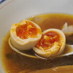 煮干鰮らーめん 圓 - 味玉