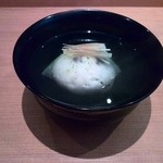日本料理 晴山 - 椎茸しんじょう、鱧の子のお椀