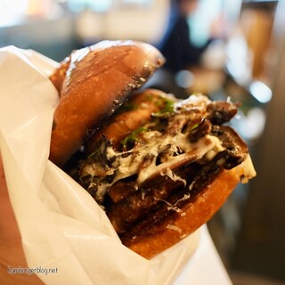 Chillmatic Hamburger & Bistro_1