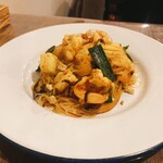 ラモンの食堂 - 魚介入りヤムウンセン 1,300円